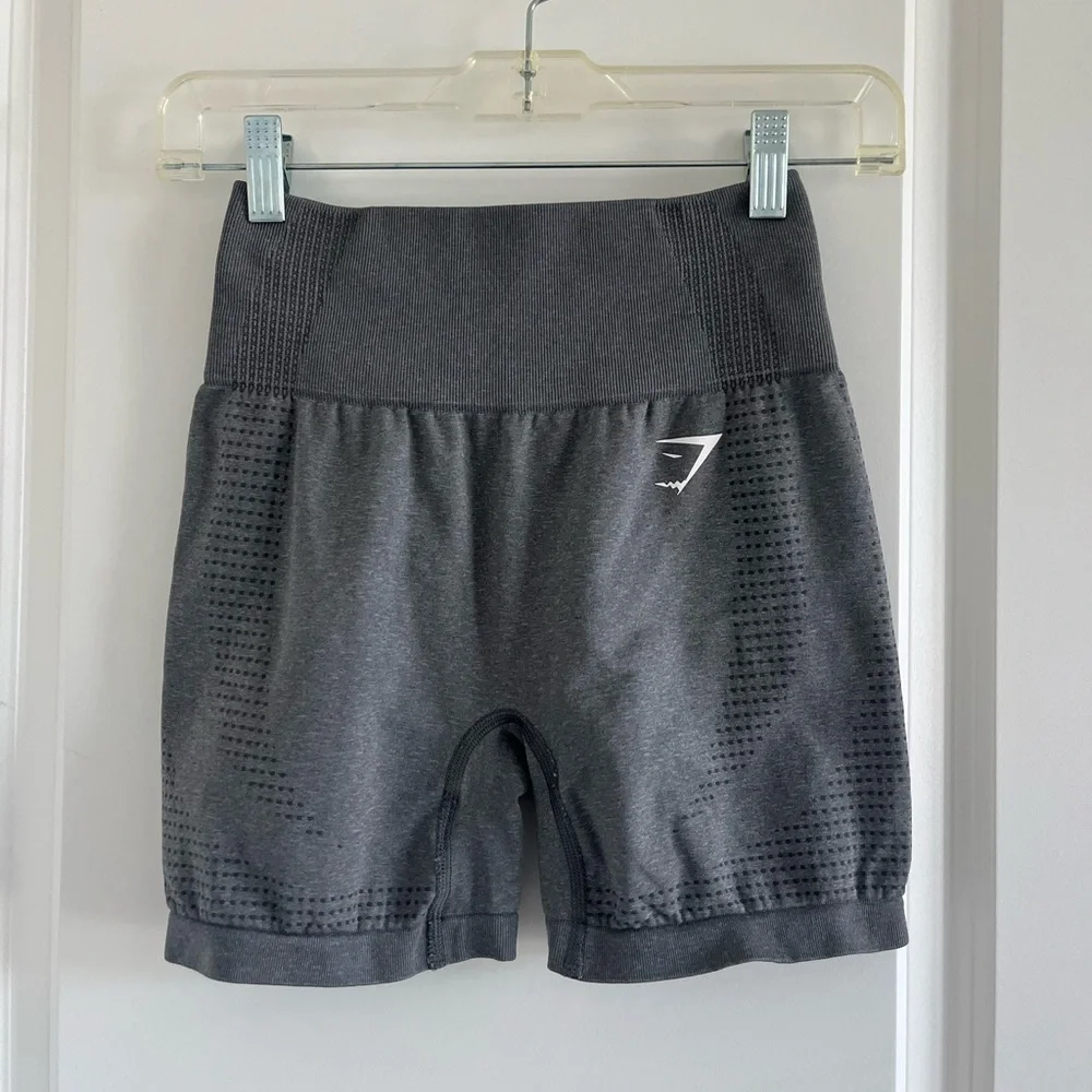 Gymshark Vital Seamless 2.0 Shorts - Picture 2 of 3